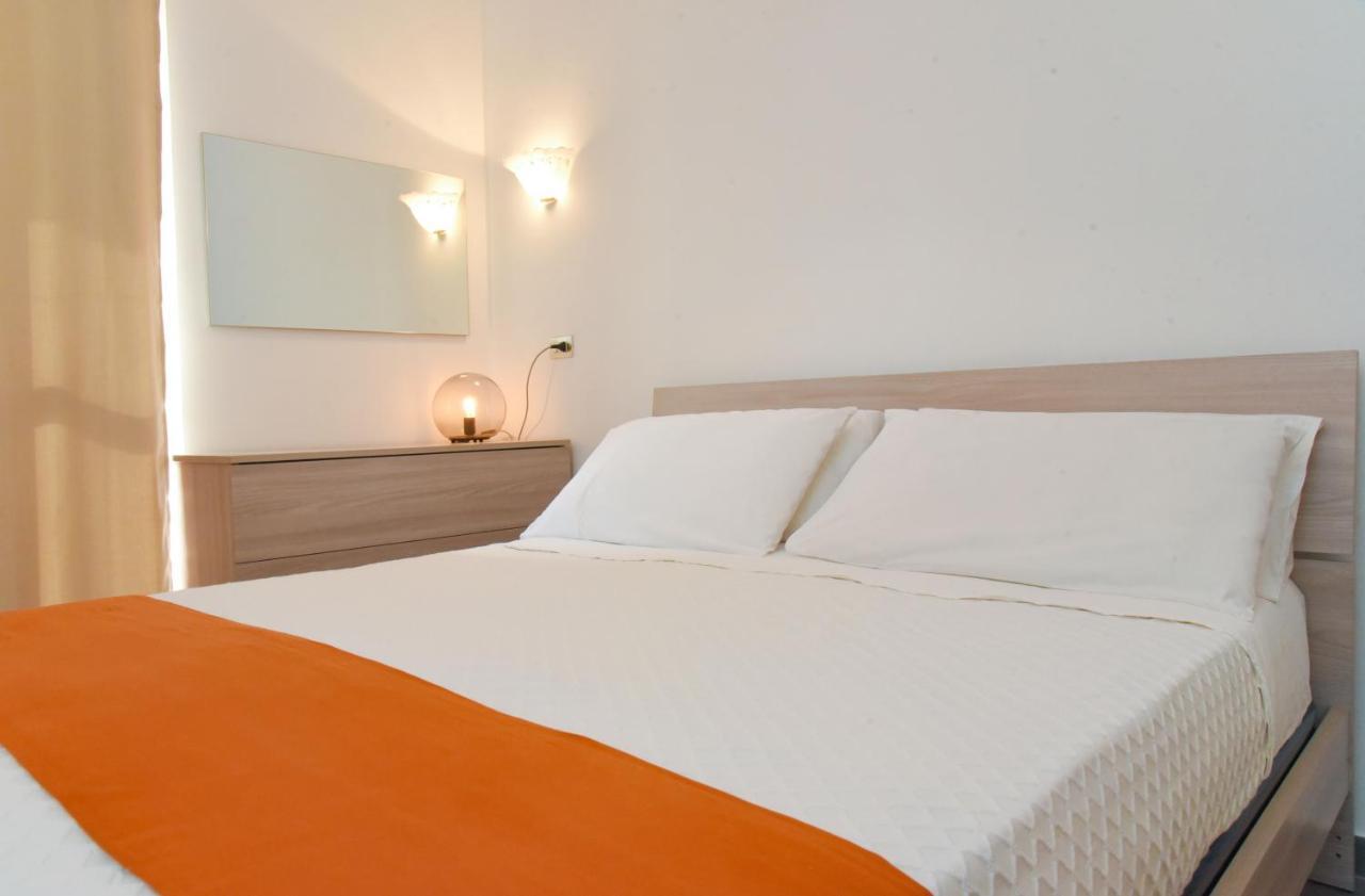 Appartamento Sulla Spiaggia Gallipolli Exteriör bild
